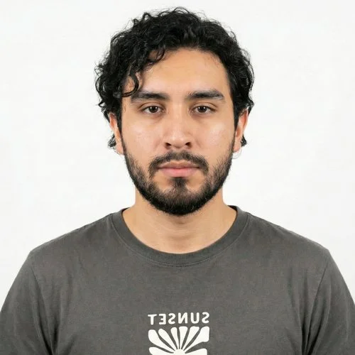Leonardo Aros